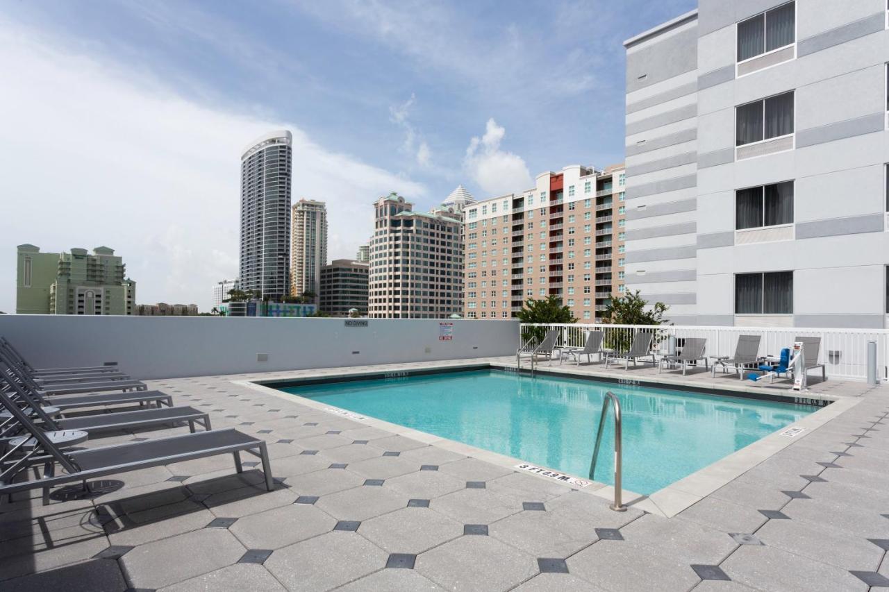 Fairfield Inn & Suites By Marriott Fort Lauderdale Downtown/Las Olas Extérieur photo
